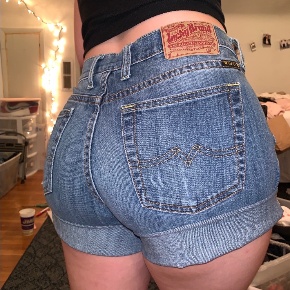 Lucky Jean Shorts 🕺🏼